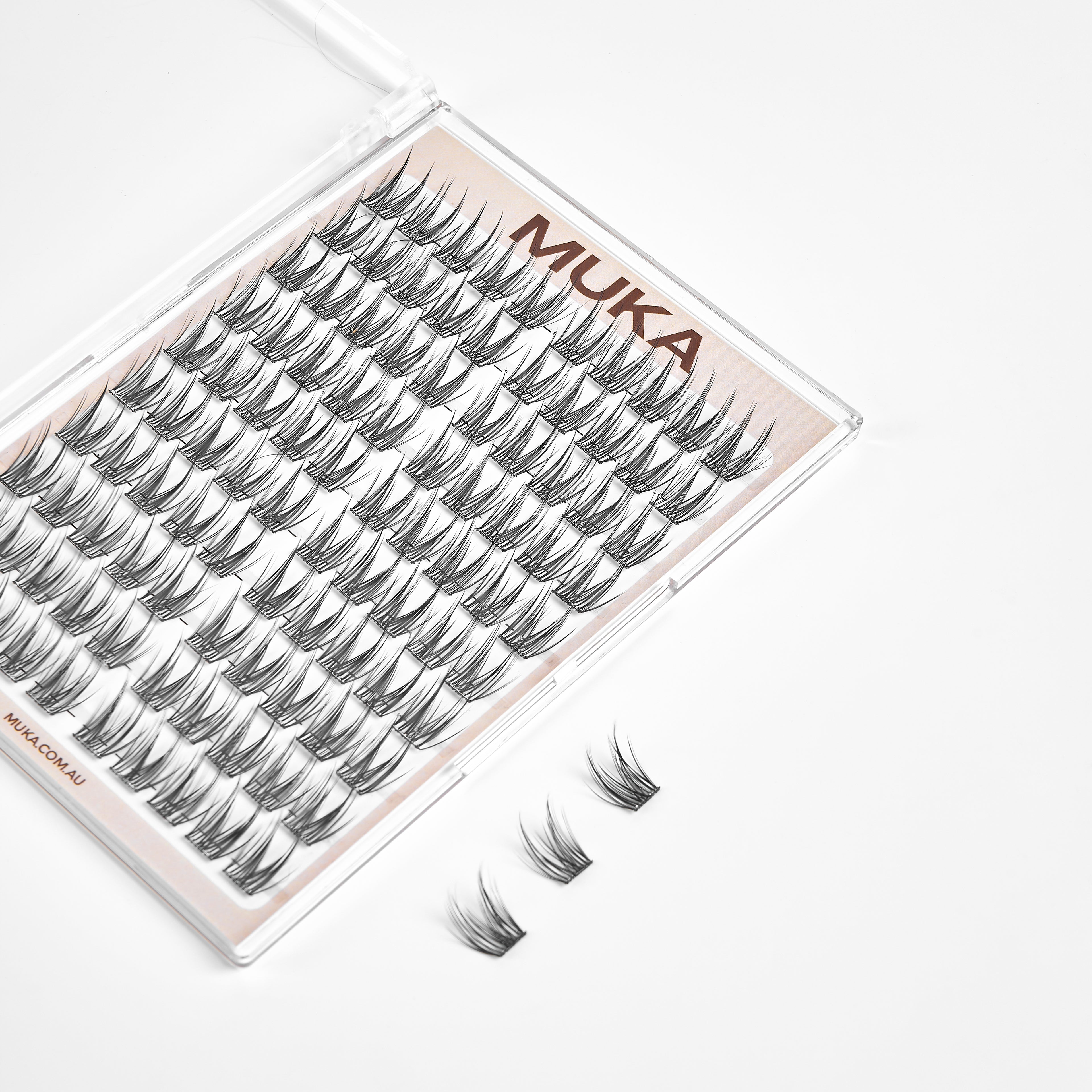 MUKA Lash Clusters in Zuri (Wispy)